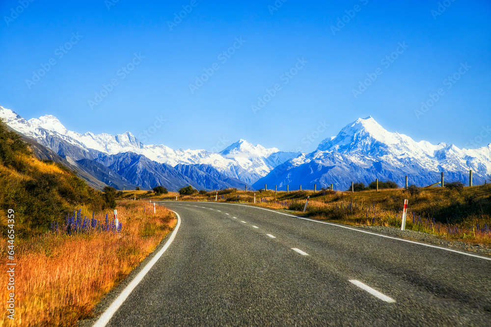 NZ Mt Cook Highway tarmac turn NZ Mt Cook Highway tarmac turn