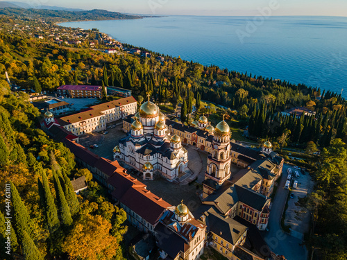 Tableau sur toile Top view of orthodox monastery in novy afon, abkhazia