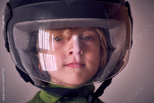 Little boy in safety helmet © ADDICTIVE STOCK CORE