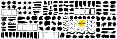 Big set of black brush stroke elements. Brush circle, grunge frame. Paintbrush stroke collection. Grunge ink brush strokes