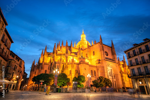 Night view of the cathedral of Segovia illuminated.