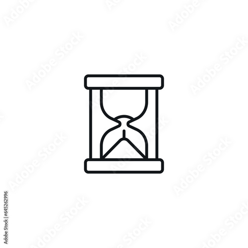 Hourglass linear icon. Thin line customizable illustration. Contour symbol. Vector isolated outline drawing. Editable stroke