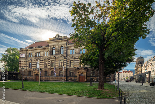 Blick vom Georg-Treu-Platz auf das Albertinum photo