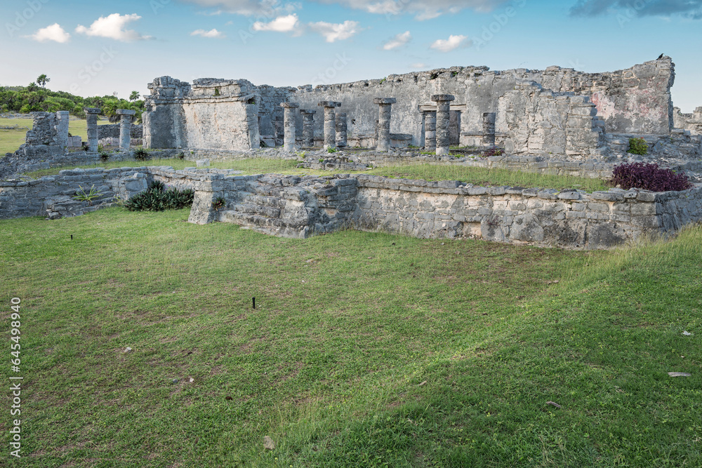 Tulum, Mexico, Dez 2017. The Palace of the Great Lord. The main facade has a portico with entrances, columns and pilaster, the widest structure in Tulum, where Halach Uinic or Great Lord lived. 