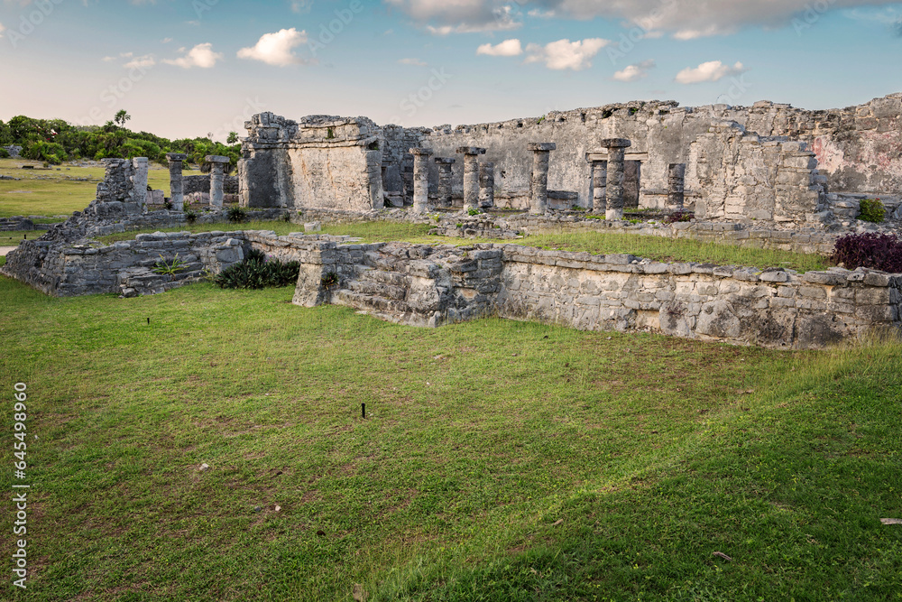 Tulum, Mexico, Dez 2017. The Palace of the Great Lord. The main facade has a portico with entrances, columns and pilaster, the widest structure in Tulum, where Halach Uinic or Great Lord lived. 