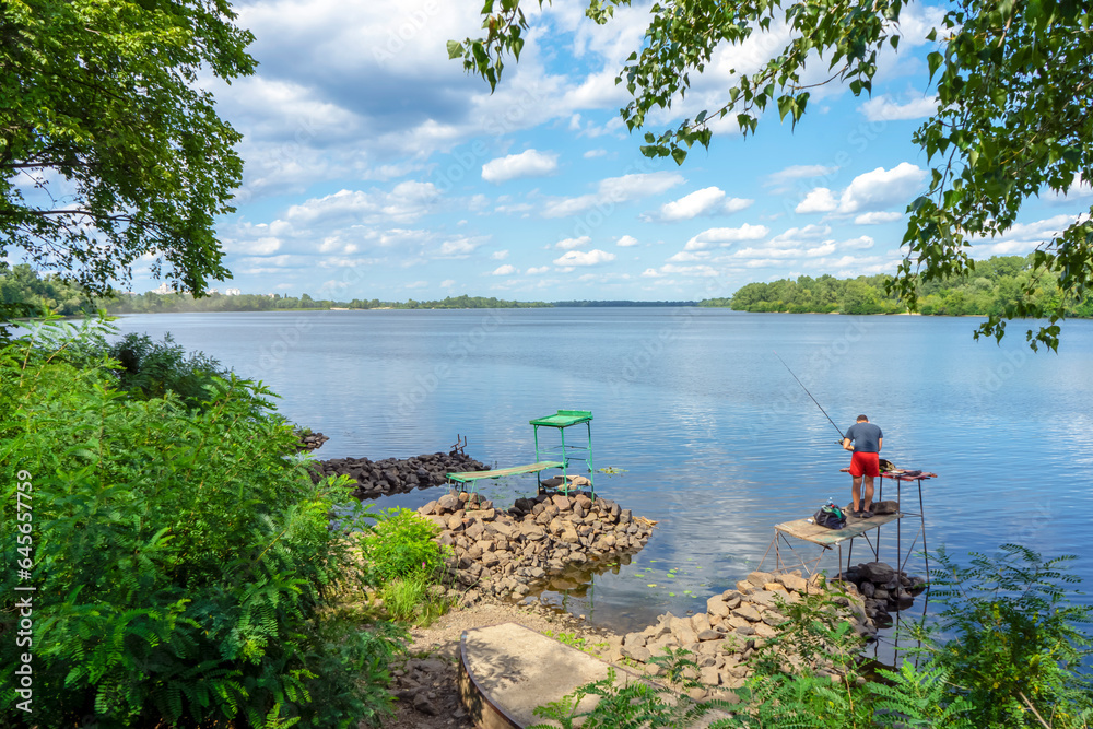 Obraz premium Panoramic view of the Dnipro river, Kyiv, Ukraine 