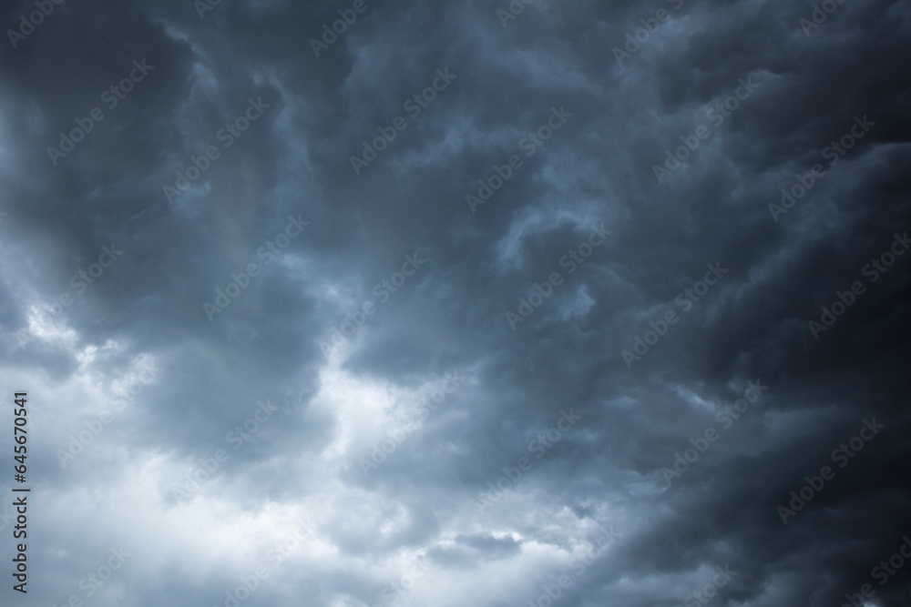 Dramatic thunderstorm clouds Dramatic thunderstorm clouds