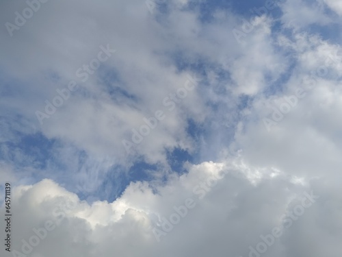 Photo white cloud on blue sky © PStyle