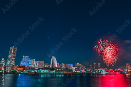 Yokohama Firework display - Thanks to the Port