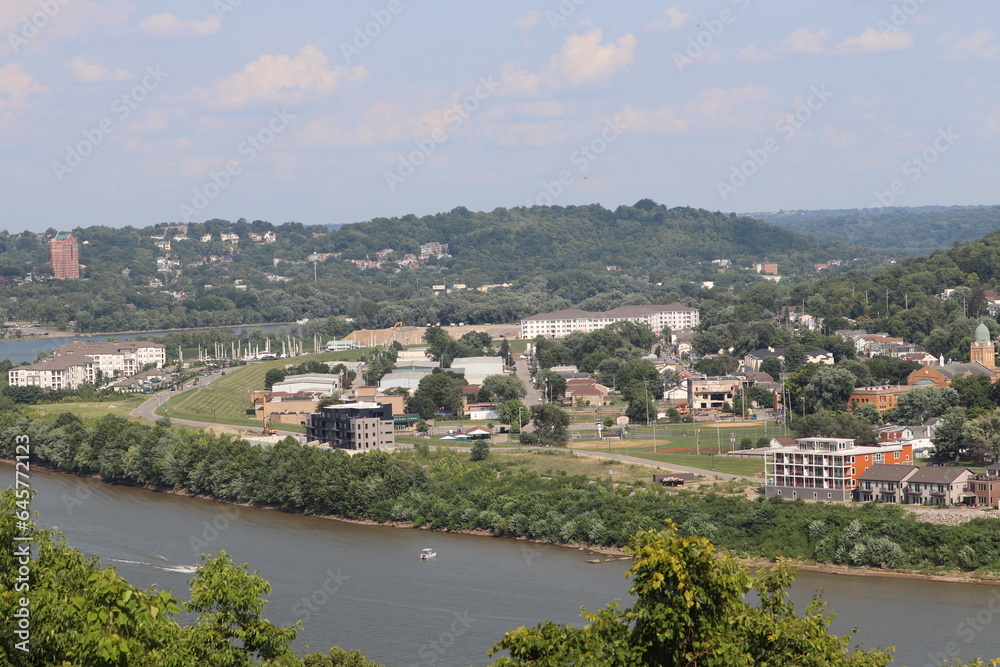 Landscape view of downtown Cincinnati and bridges with overlooks. Ohio. 