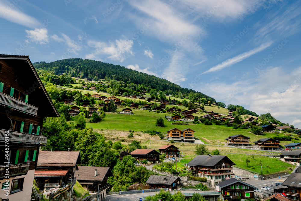 Le village de  Troistorrents en Suisse