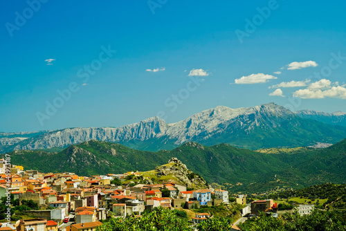 Panorama di Orune con le montagne del Supramonte. Provincia di Nuoro, Sardegna. Italy