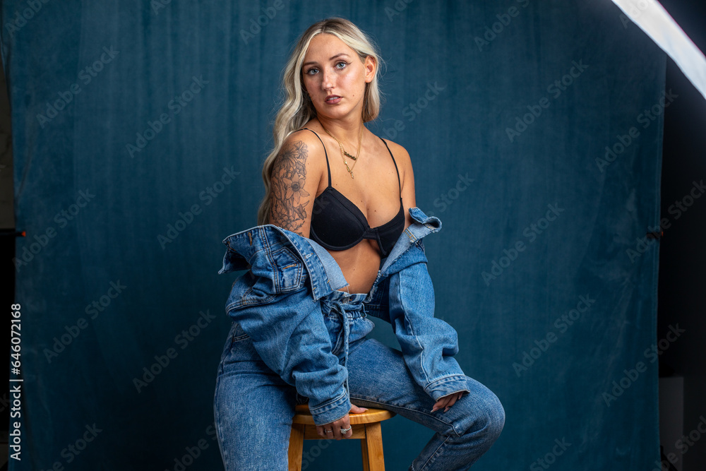 Fototapeta premium a portrait of a blonde woman