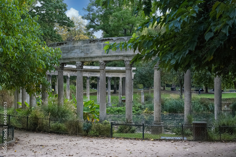 Paris, the parc Monceau, public garden, in a luxury area, with the roundhouse
