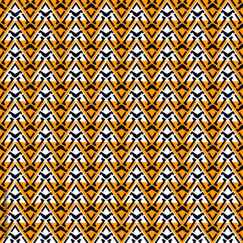 Ethnic seamless pattern. Freehand horizontal zigzag chevron stripes print. Boho chic design background. Indigenous, tribal style wallpaper. Brush strokes, handdrawn geometric ornament