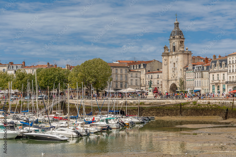 Porte de la Grosse-Horloge, Vieux-Port de La Rochelle