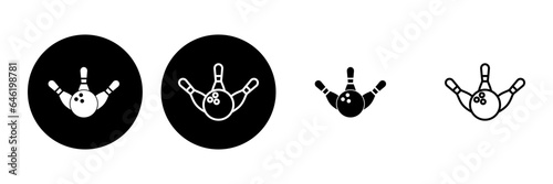 Bowling icon set. bowling ball and pin icon. bowling pins