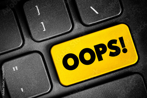 Quadro su tela Oops! text concept button on keyboard for presentations and reports
