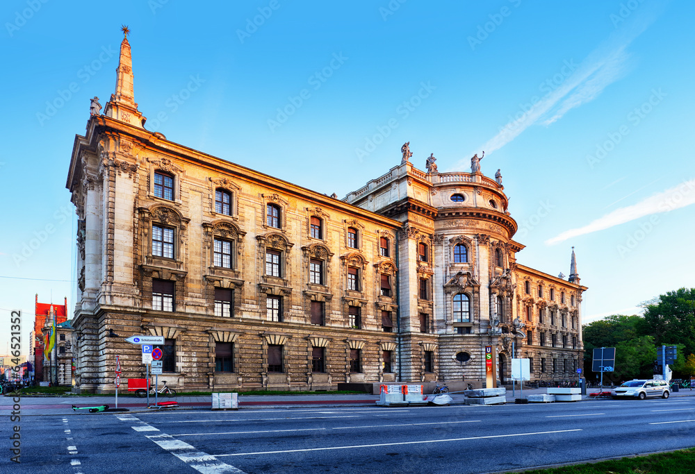 Fototapeta premium Palace of Justice - Justizpalast in Munich, Bavaria, Germany