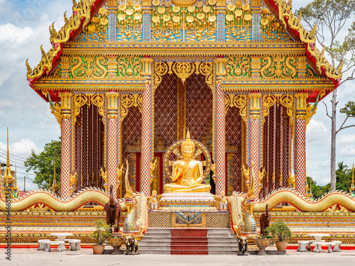 Buddha image at Wat Huai Yai, Pattaya, Thailand