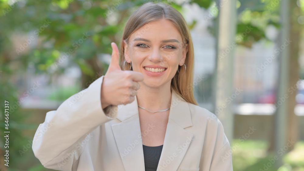 Portrait of Businesswoman with Thumbs Up, Outdoor Portrait of Businesswoman with Thumbs Up, Outdoor