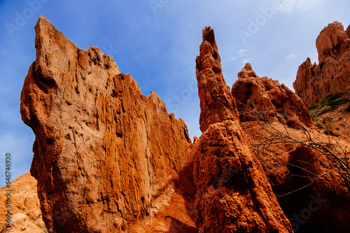 red rocks in the mountains
