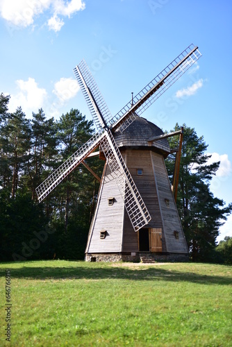 Park Etnograficzny w Olsztynku, Skansen, wiejskie budownictwo ludowe, Polska, tradycja © Albin Marciniak