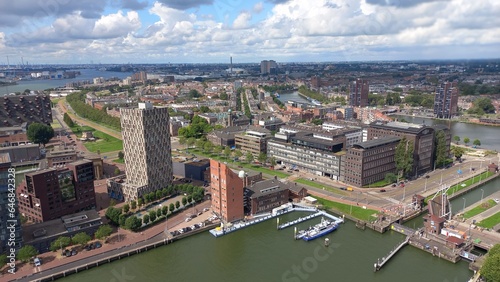 Blick über Rotterdam vom Aussichtsturm Euromast auf den Hafen und die Umgebung © Marco Becker