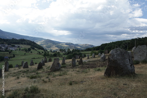Parc naturel des monts d'ardèche + vercorsArdéche; St Martin de Valamas; camping la Teyre; Vallée de L'Eyrieux; Parc naturel régional des Monts d' Ardèche; vercors; plan du baix; dolmens; menhirs