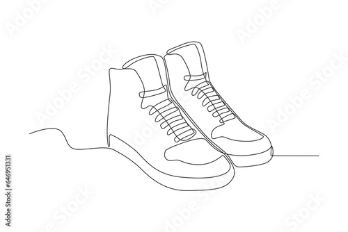 A trendy shoe. Footwear one-line drawing