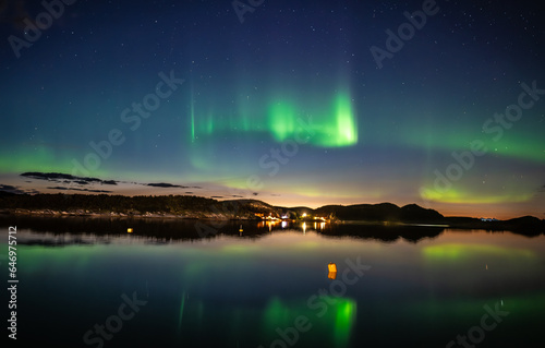 A wonderful ring of light