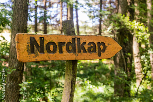 Arrow towards Nordkap, the northermost point of the Czech Republic