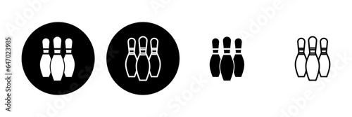 Bowling icon set. bowling ball and pin icon. bowling pins