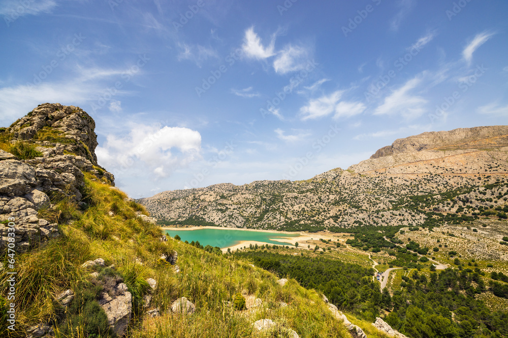 Alpine water reservoirs - Reservoir Cuber & Gorg Blau Alpine water reservoirs - Reservoir Cuber & Gorg Blau