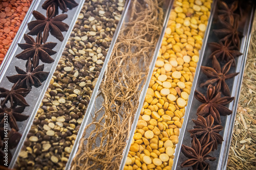 Fototapeta Naklejka Na Ścianę i Meble -  A selection of spices from the tropical Reunion Island in the Indian Ocean
