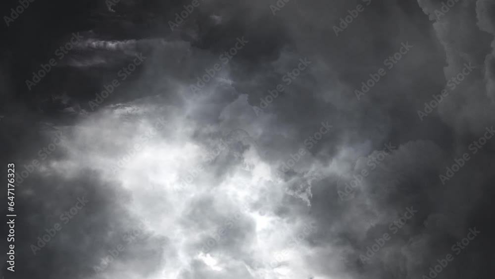 towards the thunderstorm that occurred above the dark sky towards the thunderstorm that occurred above the dark sky