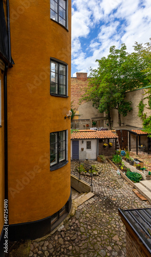 Fototapeta Naklejka Na Ścianę i Meble -  colorful courtyard