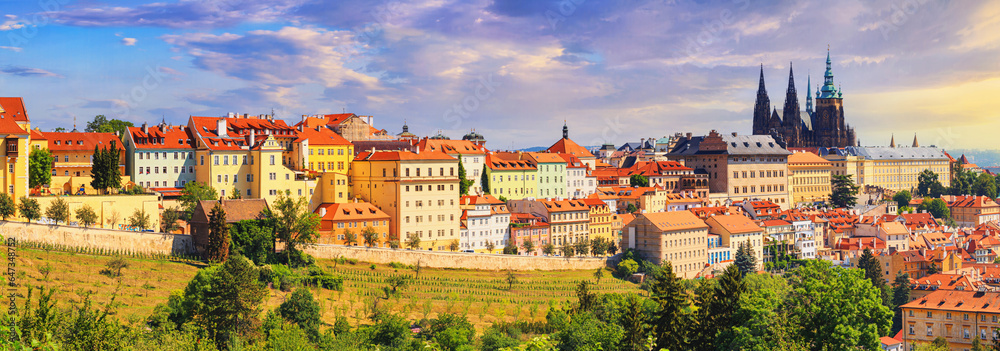Summer cityscape, panorama, banner - view of the Hradcany historical district of Prague and castle complex Prague Castle, Czech Republic - obrazy, fototapety, plakaty 