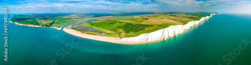 Fotografía An aerial drone view of the Seven Sisters cliffs on the East Sussex coast, UK