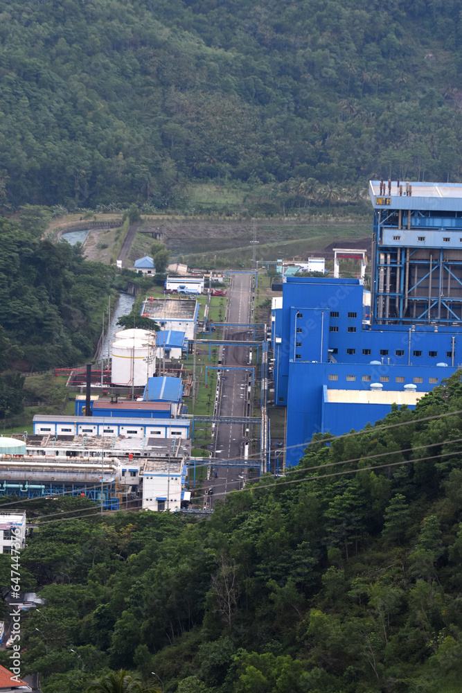 Obraz premium Hydroelectric power plant complex, using ocean wave technology on the South coast of Java Island, Indonesia
