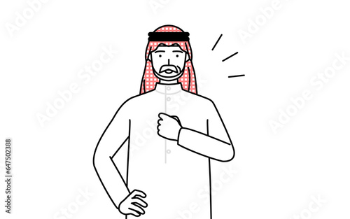 胸を叩くイスラムのシニア男性