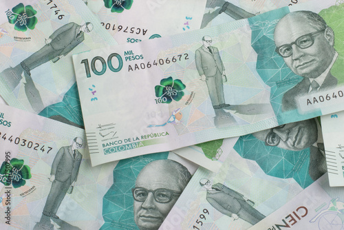 Dinero Colombiano - economia colombiana