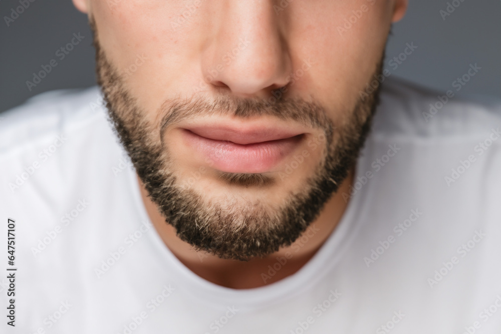 Obraz premium 男性の口元・ジェネレーティブAI