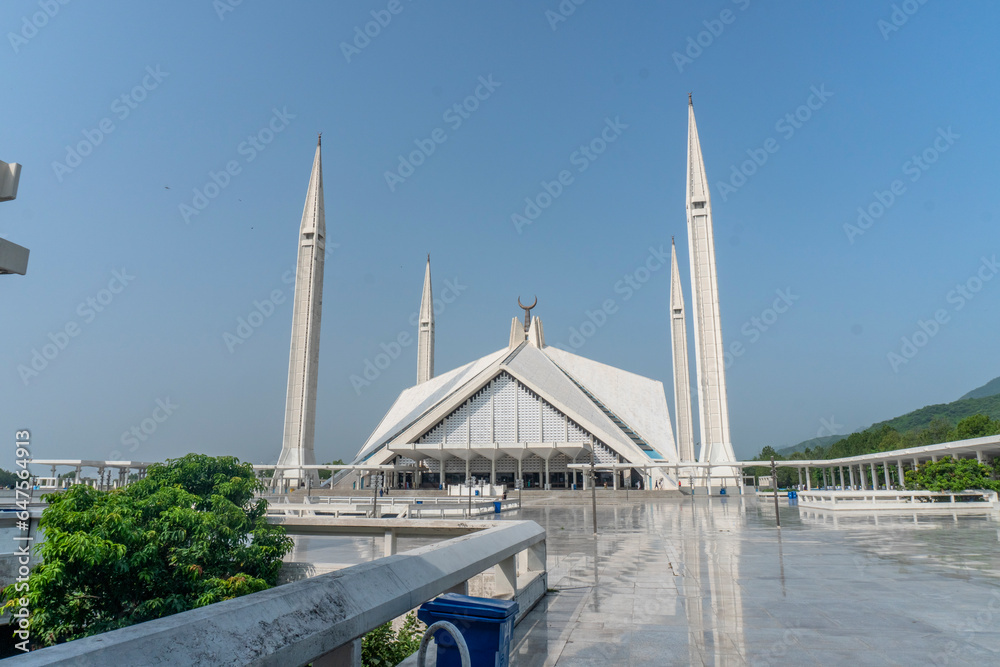 Faisal mosque on sunny day, Islamabad, Pakistan