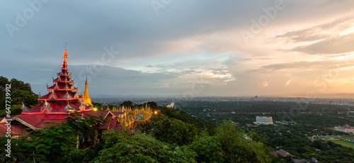 фотографія Mandalay Hill viewpoint major pilgrimage site and Su taung pyae pagoda Mandalay hill temple, Mandalay, Myanmar