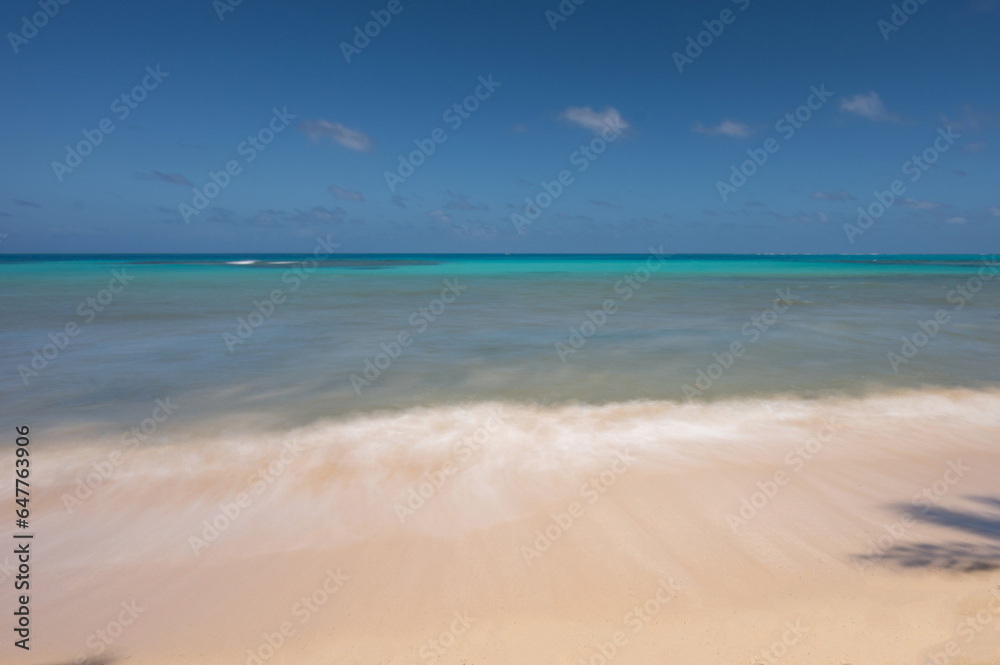 Fototapeta premium Soft smooth sea blue waves