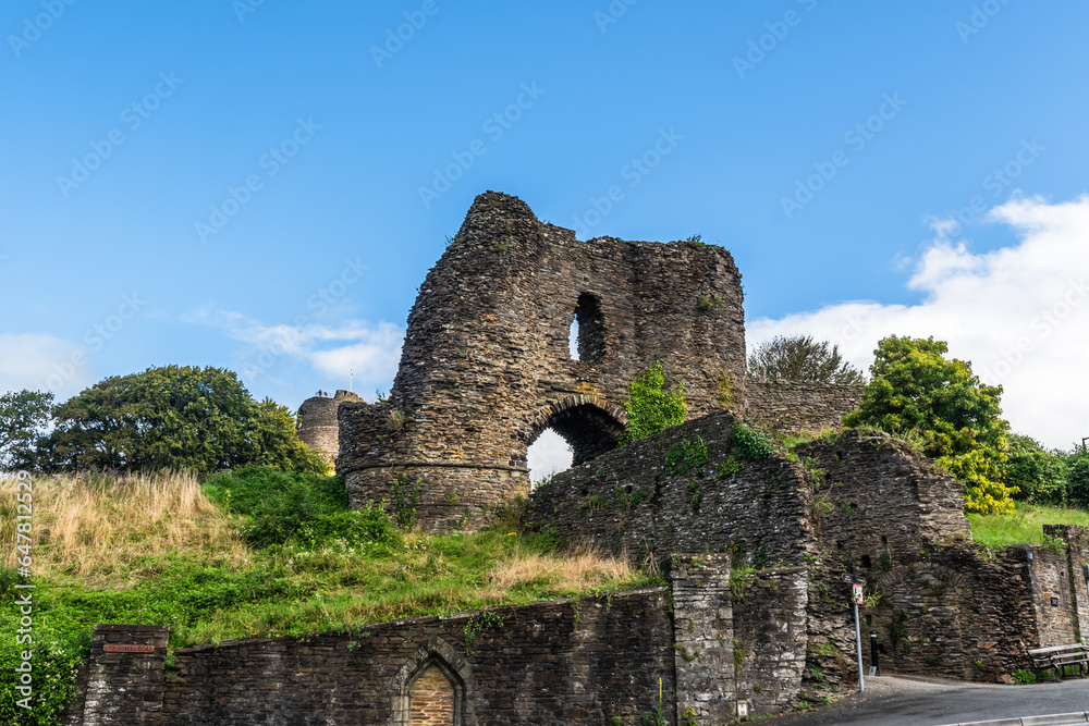 Fototapeta premium Launceston castle in Launceston, Cornwall, England.