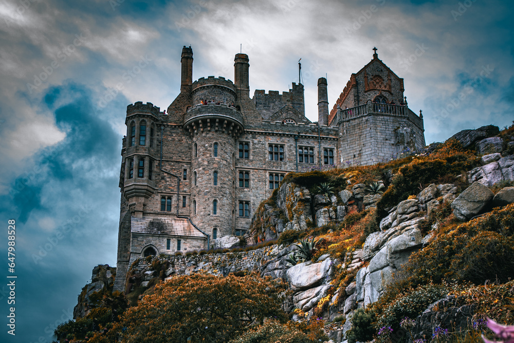 The castle on St Michael's Mount, Marazion, Penzance, Cornwall, England - obrazy, fototapety, plakaty 