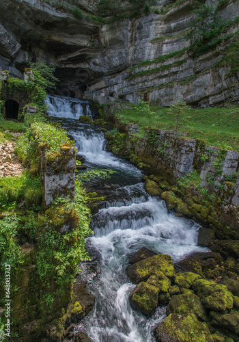 La Loue près de sa source à Ouhans, Doubs, France