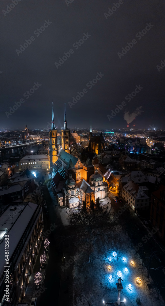 Katedra Wroclawska noc - obrazy, fototapety, plakaty 